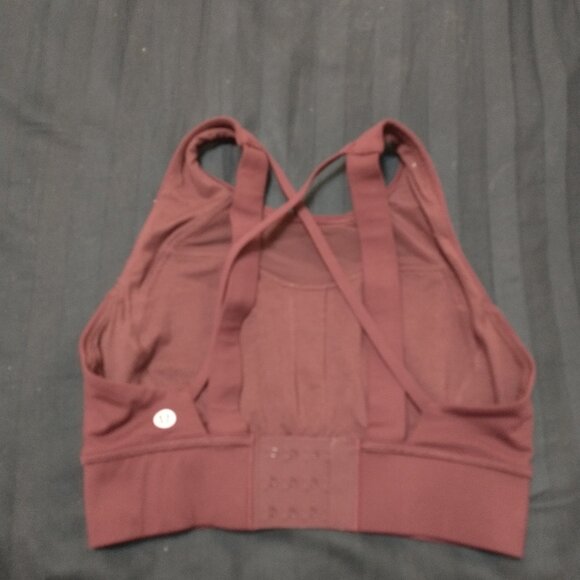 NEW!! LULULEMON HIGH IMPACT SPORTS BRA IN BURGUNDY - Picture 2 of 2